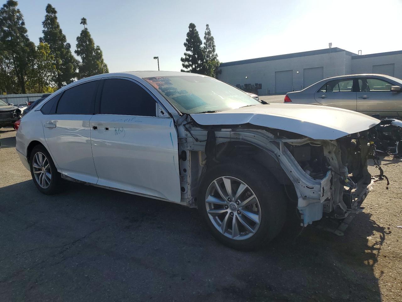 2018 HONDA ACCORD EXL photo 4