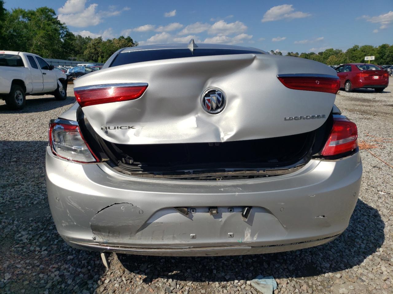 2018 BUICK LACROSSE PREMIUM photo 16