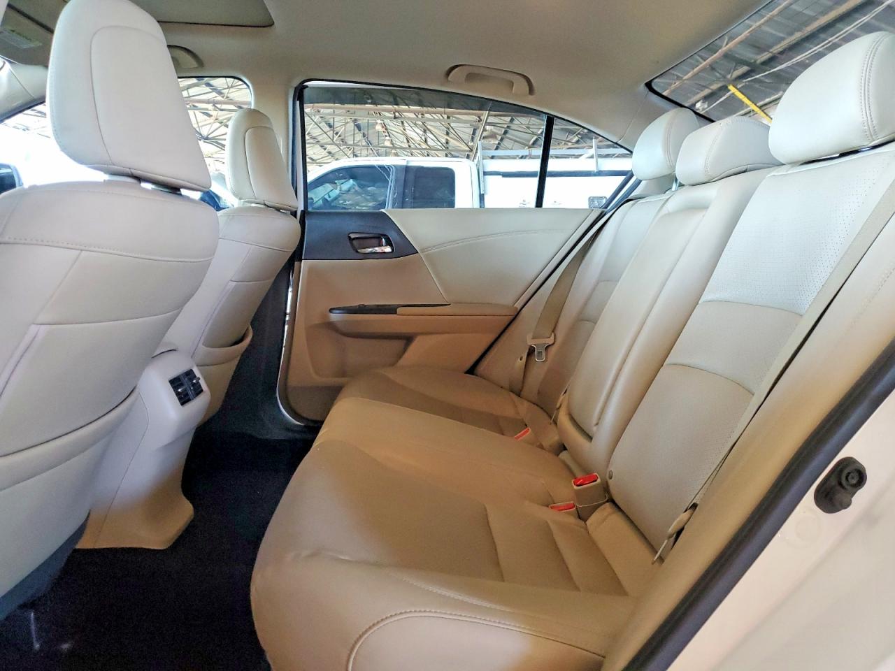 2016 HONDA ACCORD TOURING photo 21