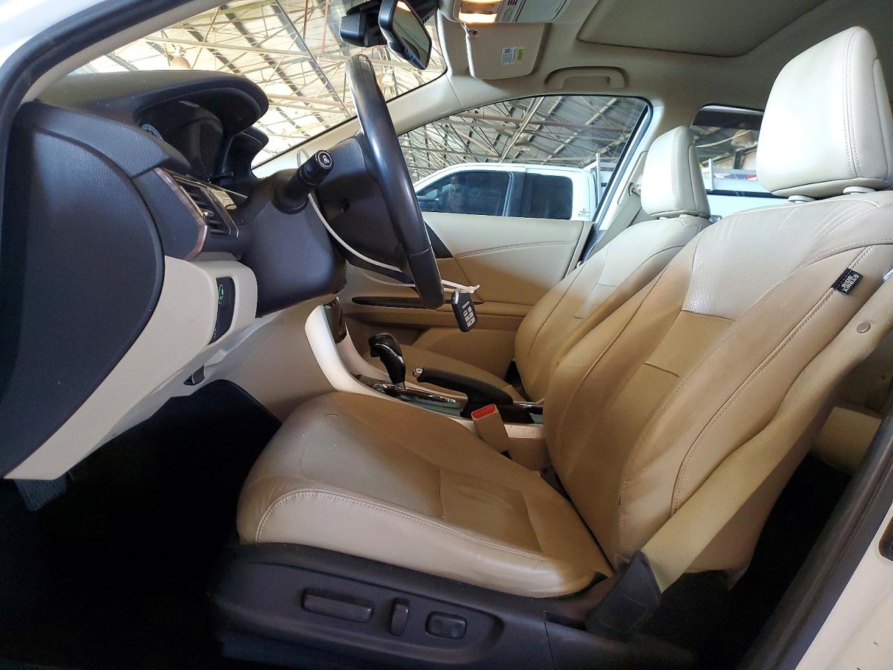 2016 HONDA ACCORD TOURING photo 15