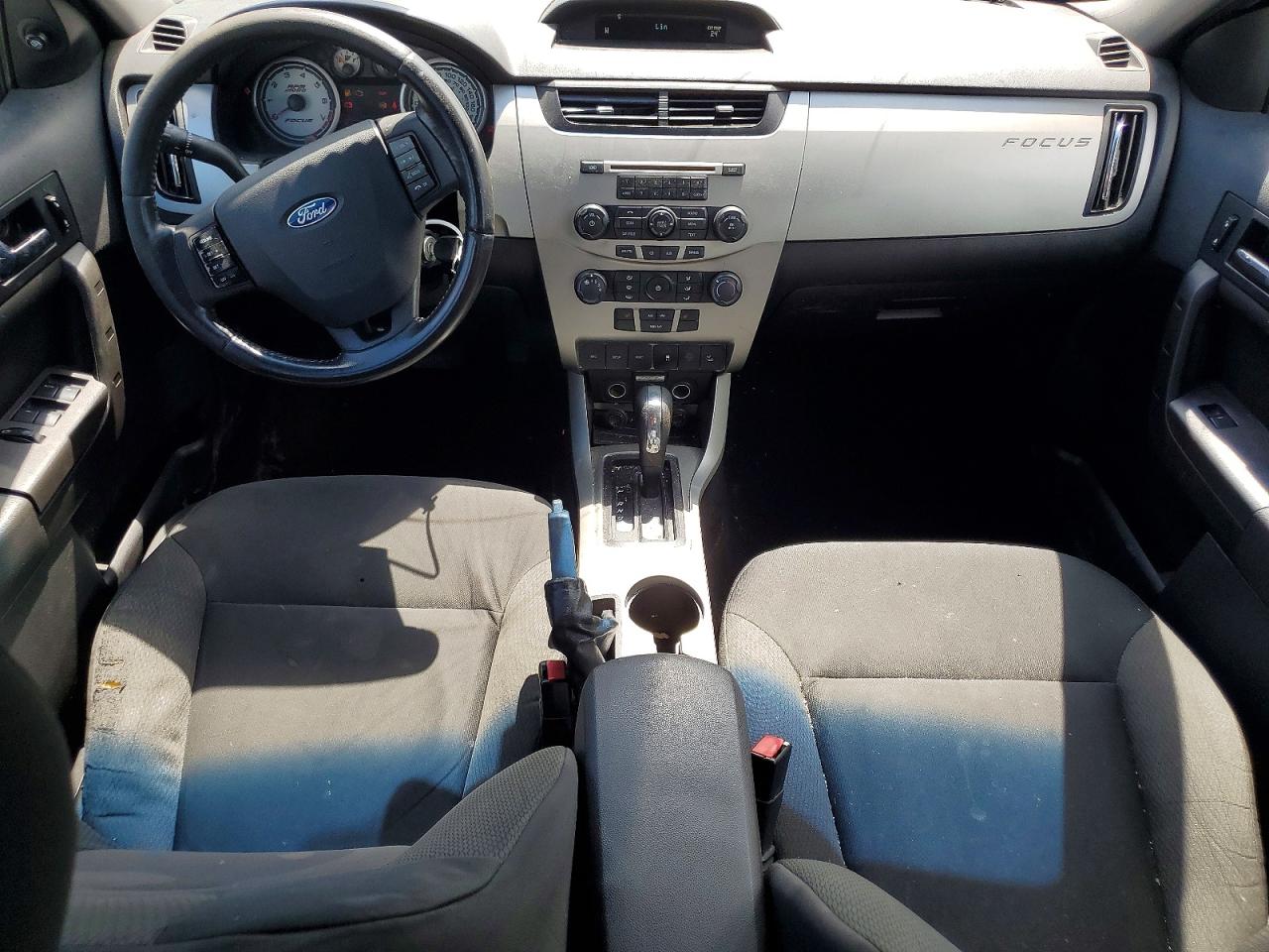 2009 FORD FOCUS SES photo 8