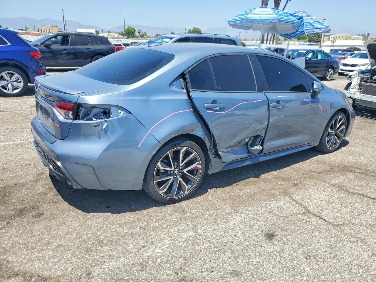 2020 TOYOTA COROLLA SE photo 5