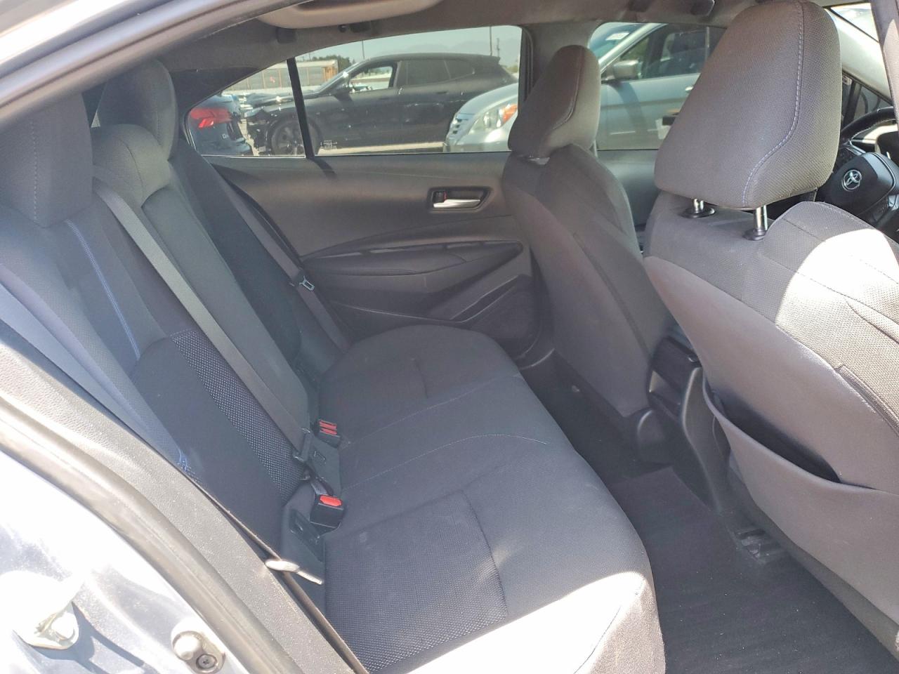 2020 TOYOTA COROLLA SE photo 19