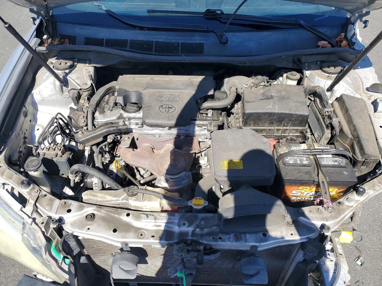 2012 TOYOTA CAMRY LE photo 11
