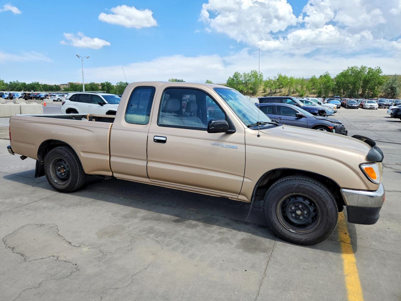 1997 TOYOTA TACOMA XTRACAB photo 10
