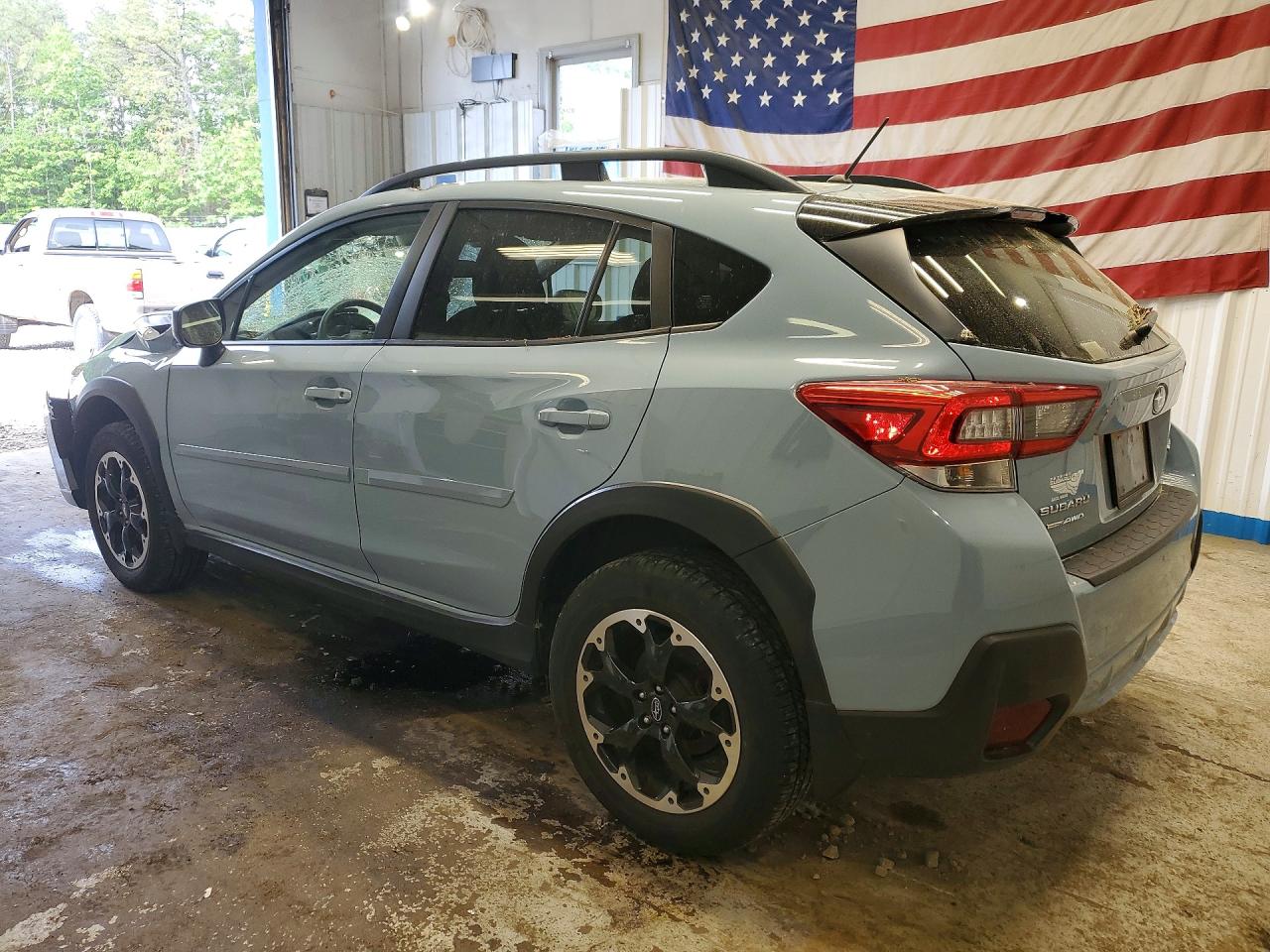 2023 SUBARU CROSSTREK photo 3