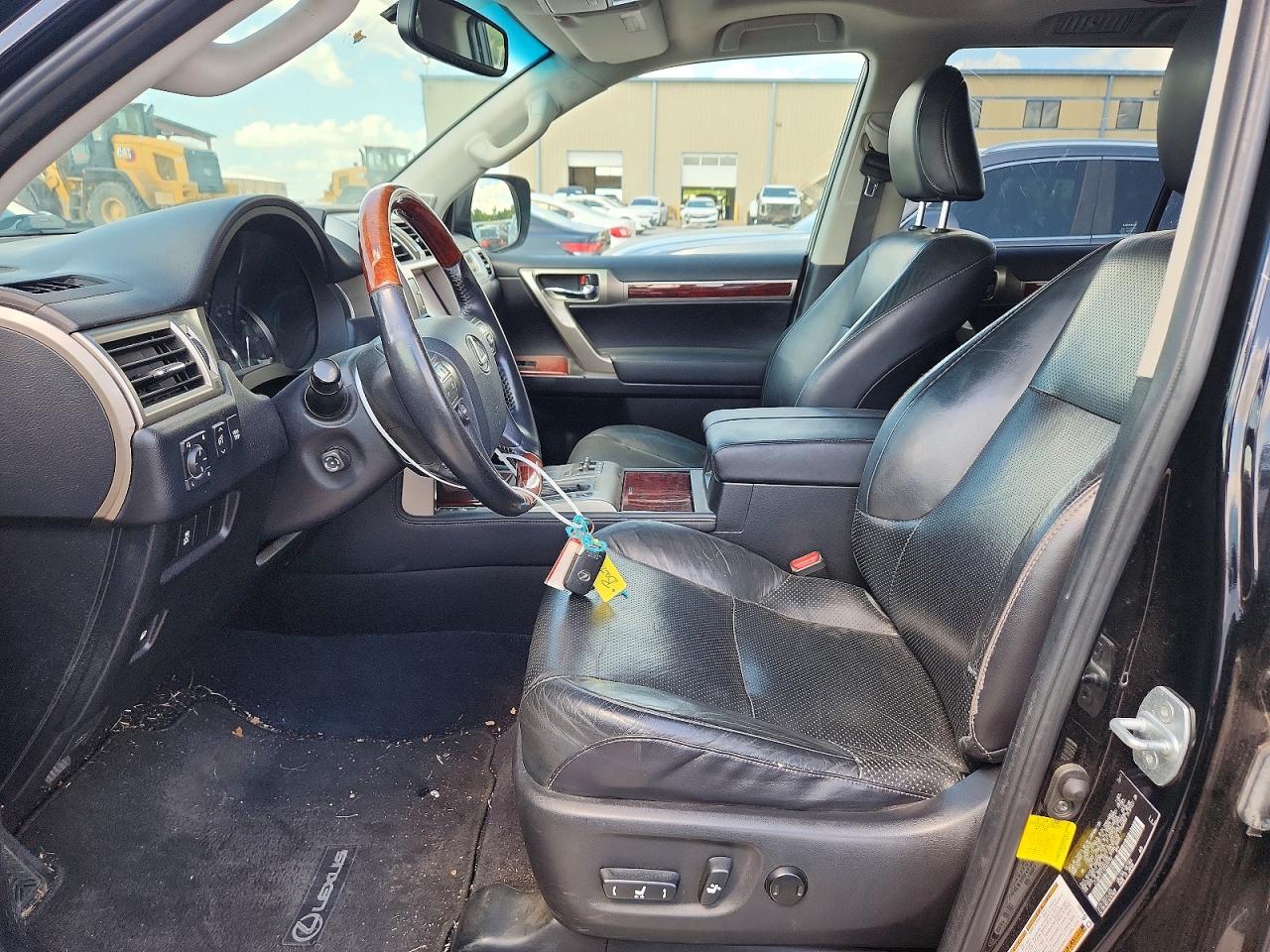2012 LEXUS GX 460 photo 13