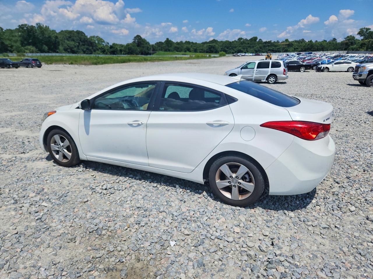 2013 HYUNDAI ELANTRA GLS photo 4