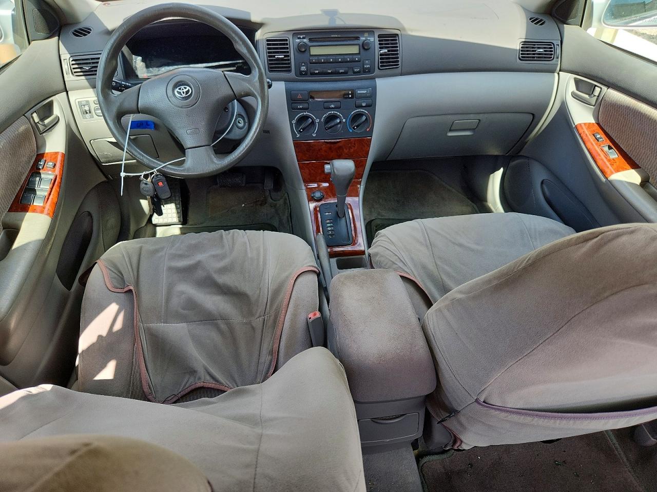 2005 TOYOTA COROLLA LE photo 15