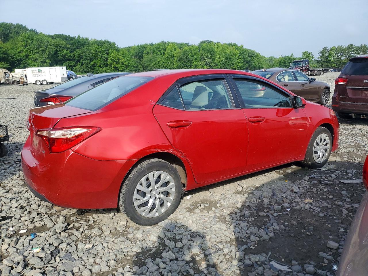 2019 TOYOTA COROLLA LE photo 3