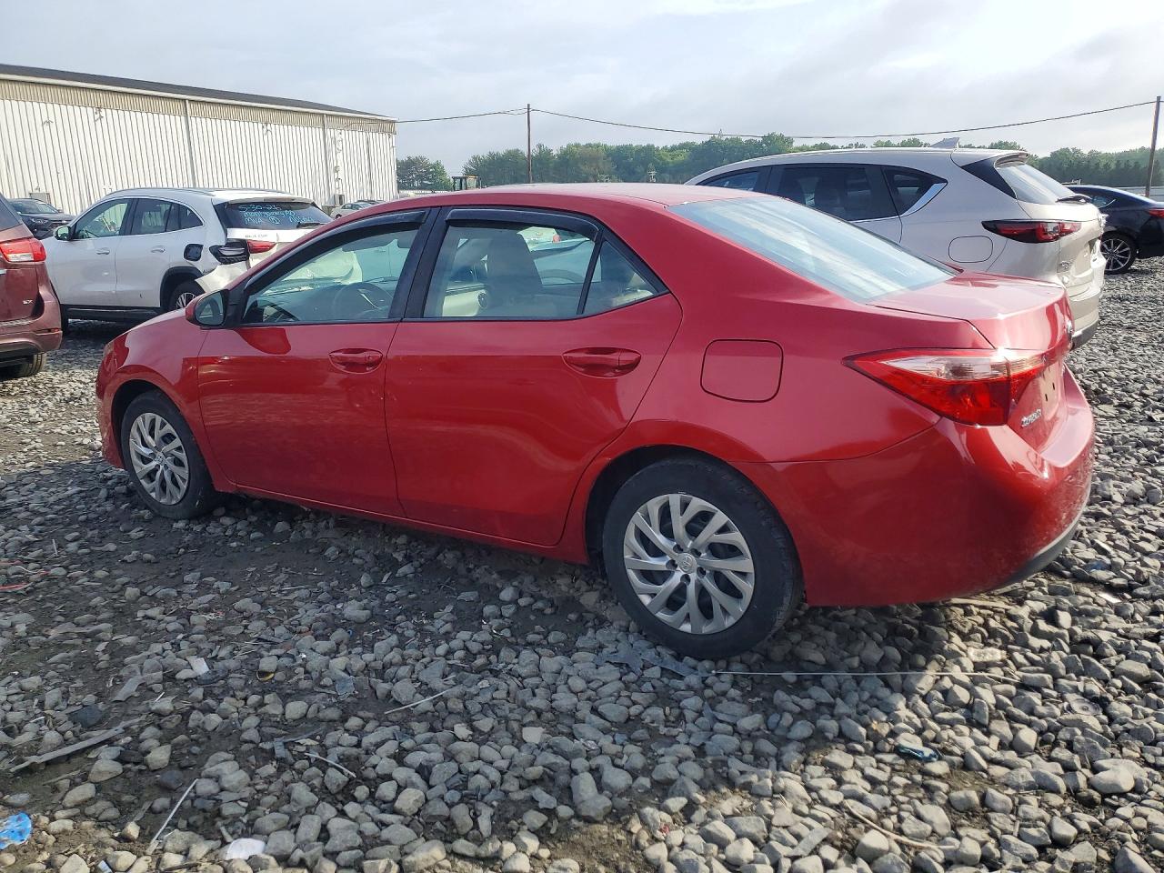 2019 TOYOTA COROLLA LE photo 2