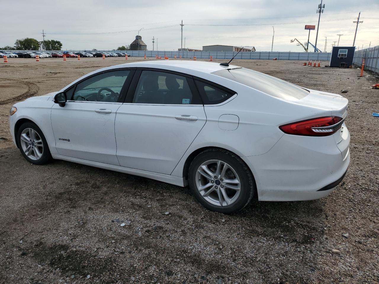 2018 FORD FUSION SE HYBRID photo 3