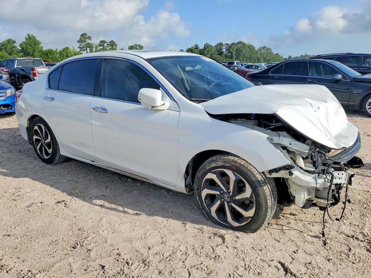 2016 HONDA ACCORD EX photo 7