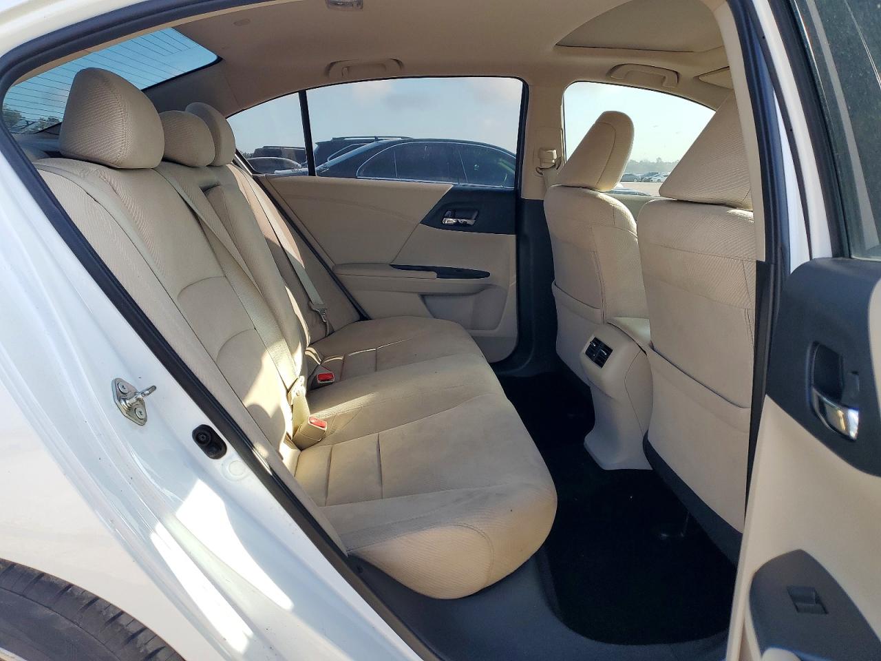 2016 HONDA ACCORD EX photo 21