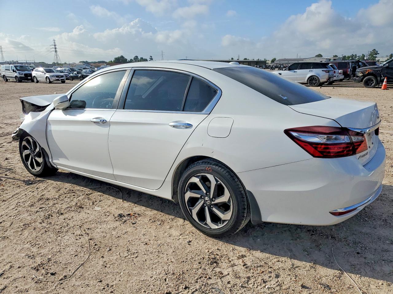 2016 HONDA ACCORD EX photo 3