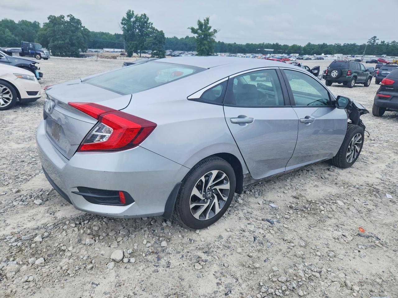 2016 HONDA CIVIC EX photo 3