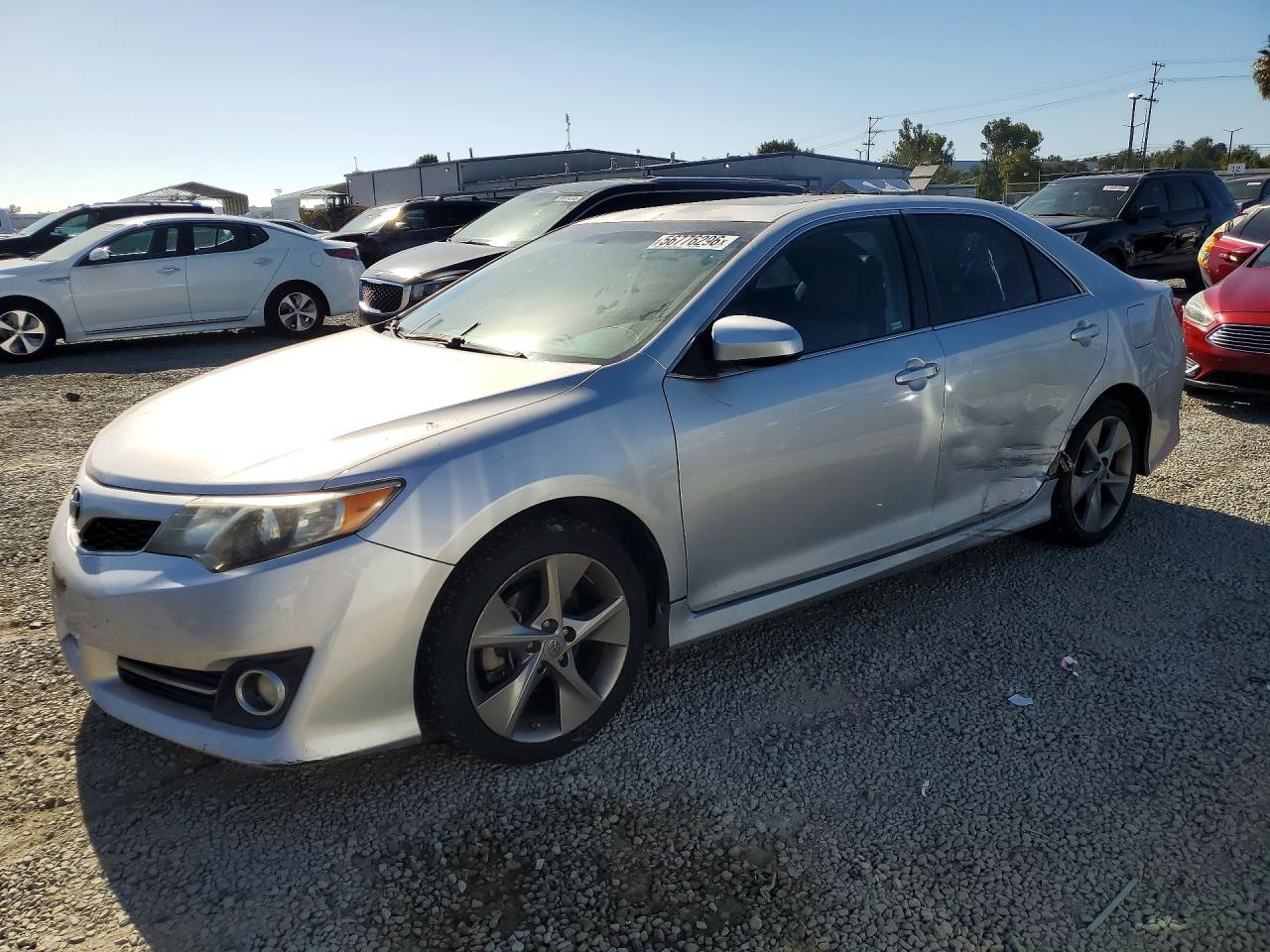 2014 TOYOTA CAMRY