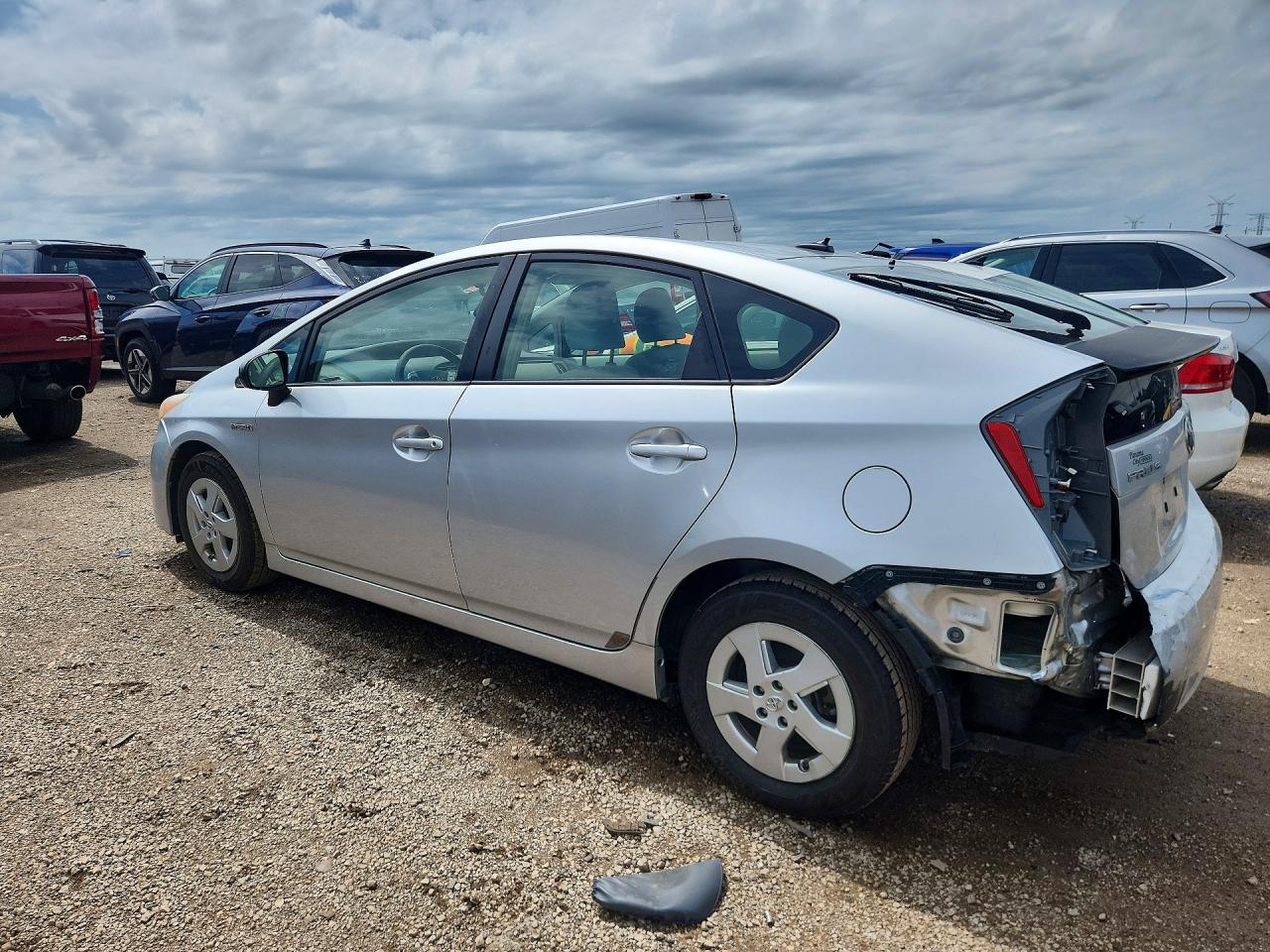 2011 TOYOTA PRIUS TWO photo 3