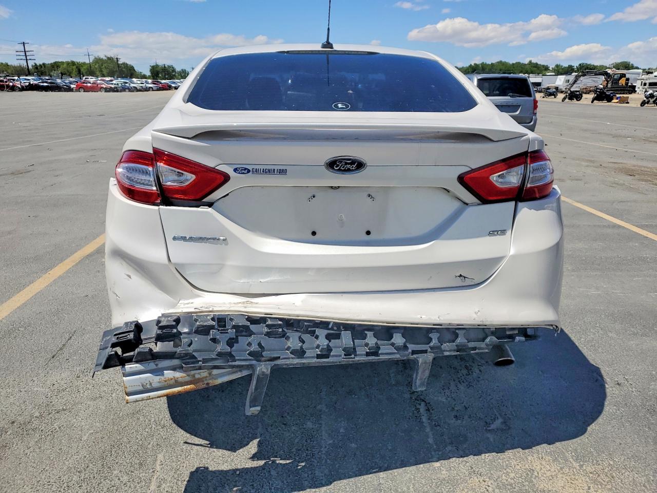 2014 FORD FUSION SE photo 6
