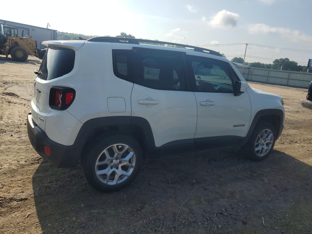 2015 JEEP RENEGADE LATITUDE photo 3