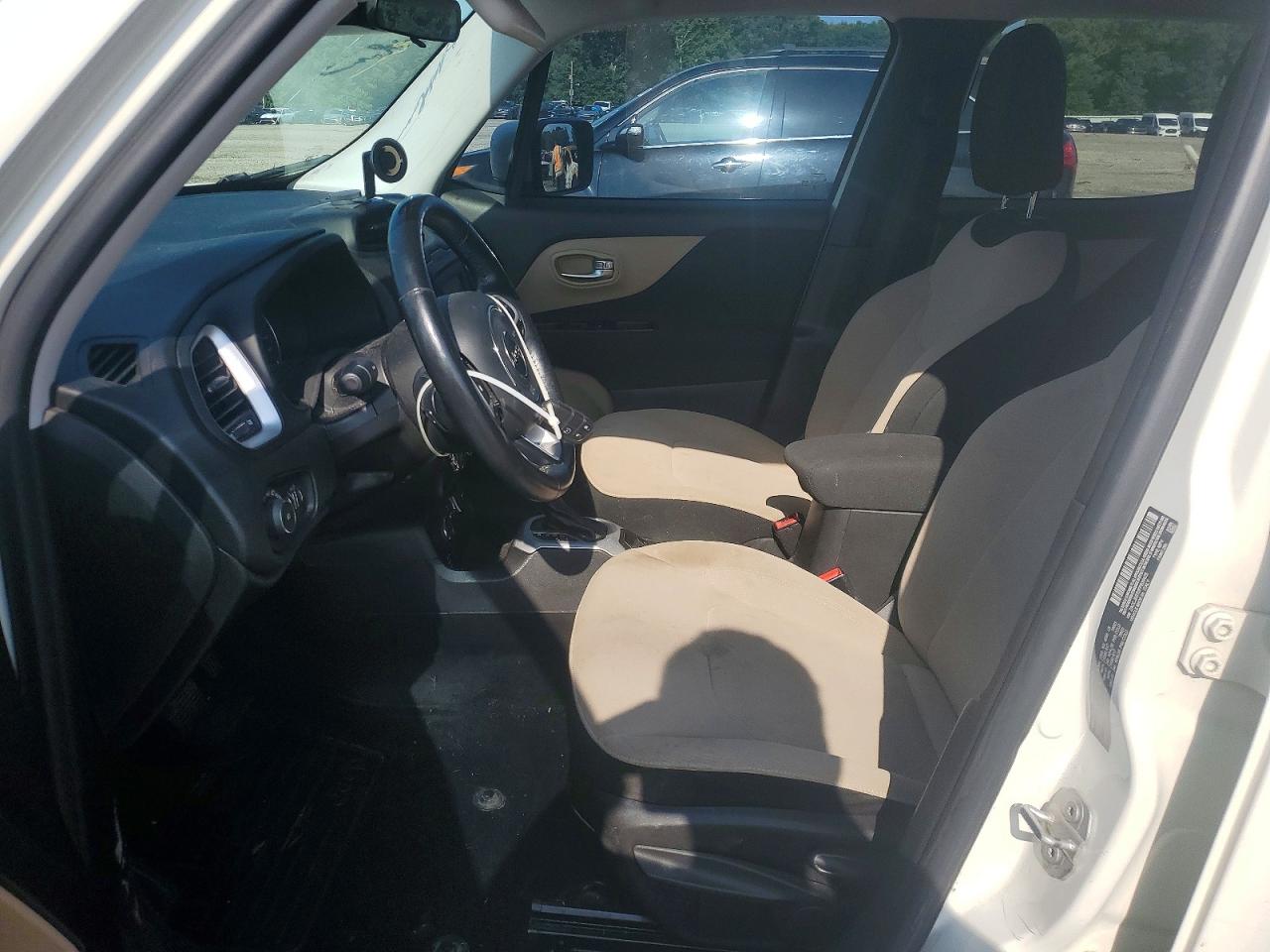 2015 JEEP RENEGADE LATITUDE photo 7