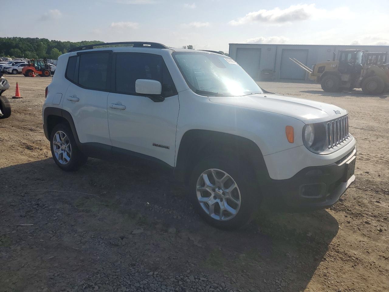 2015 JEEP RENEGADE LATITUDE photo 4