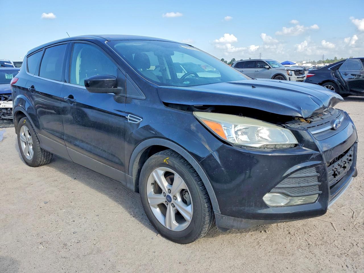 2016 FORD ESCAPE SE photo 10