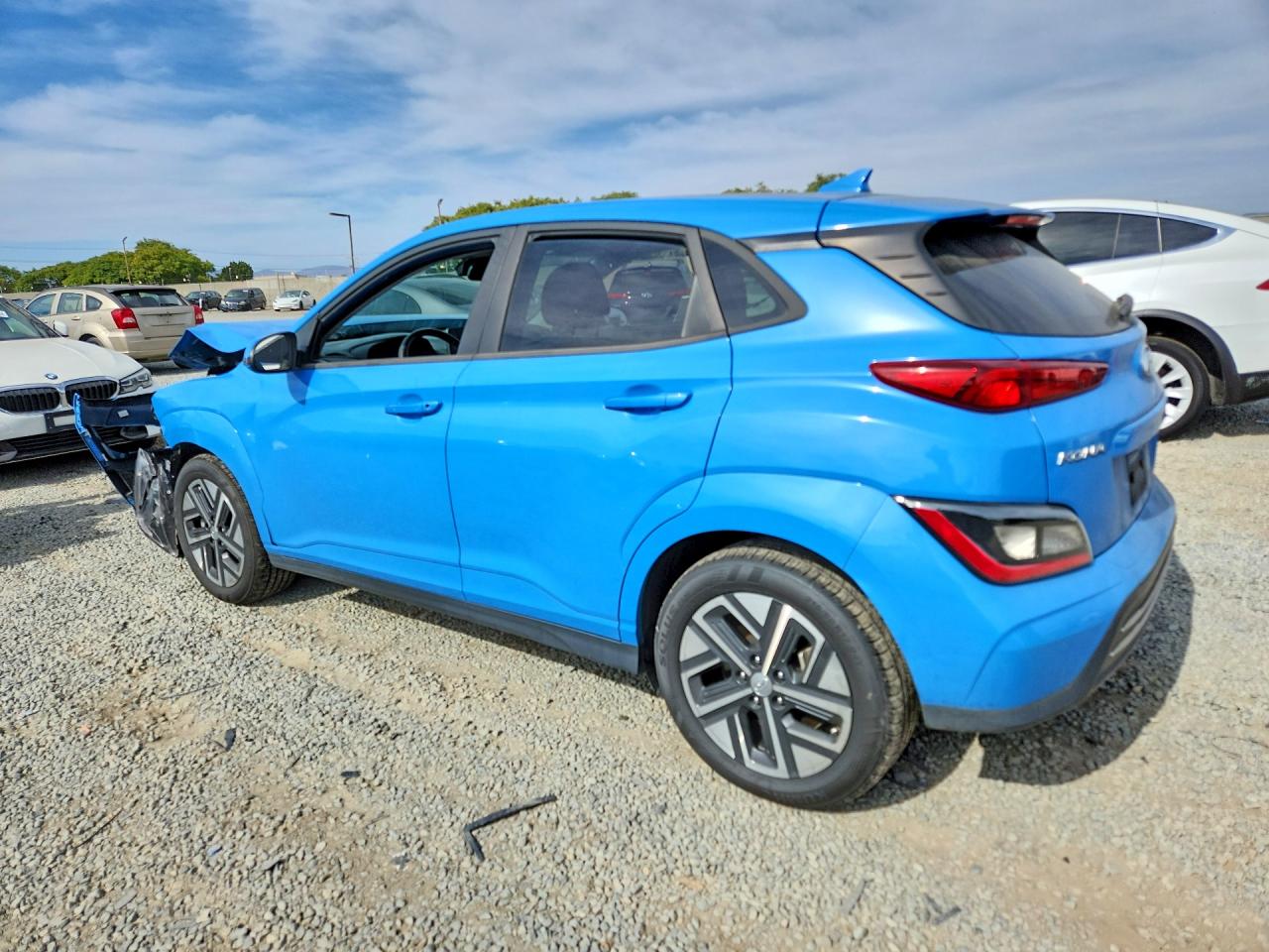 2022 HYUNDAI KONA SEL photo 3