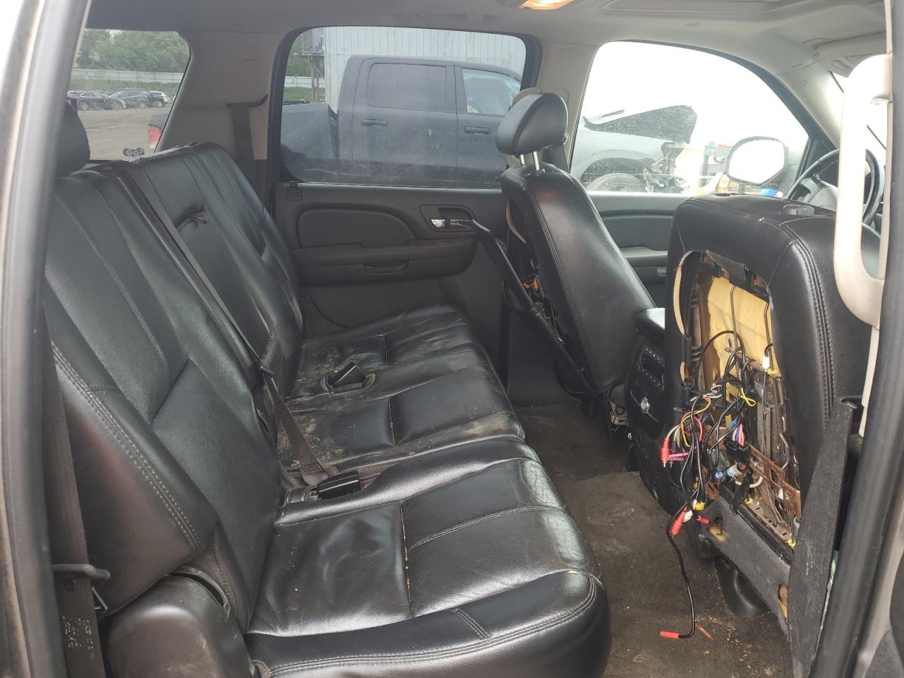 2007 CHEVROLET SUBURBAN K1500 photo 21