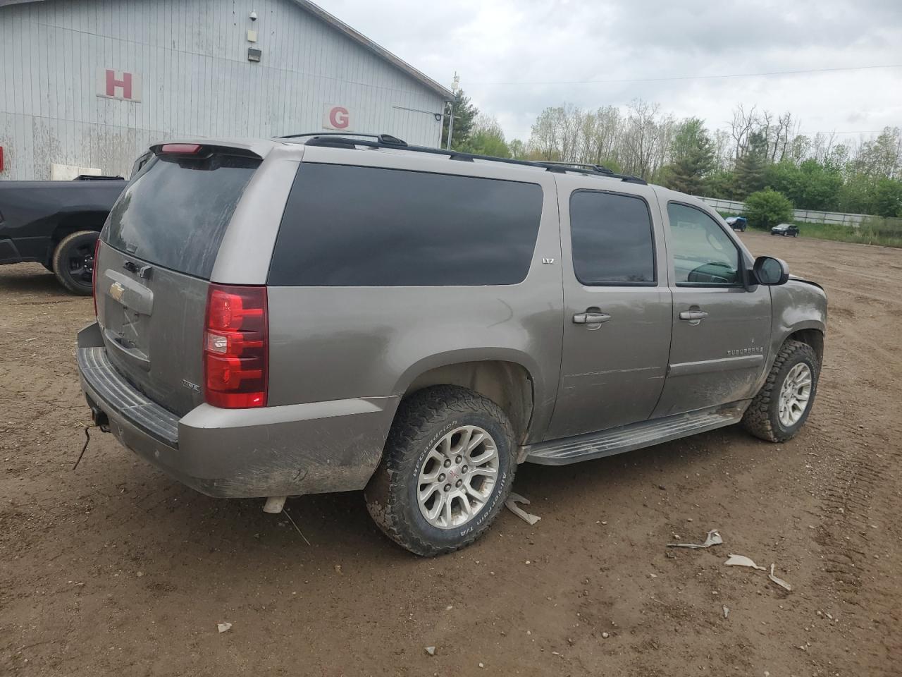 2007 CHEVROLET SUBURBAN K1500 photo 5