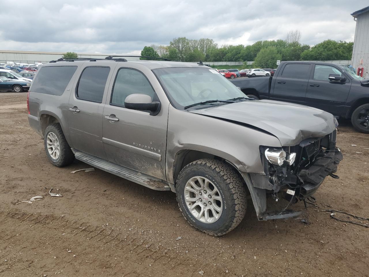 2007 CHEVROLET SUBURBAN K1500 photo 7