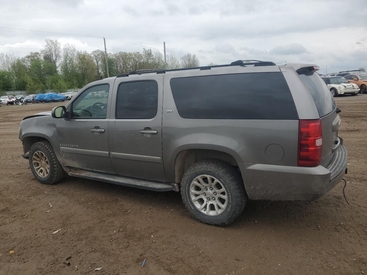 2007 CHEVROLET SUBURBAN K1500 photo 3