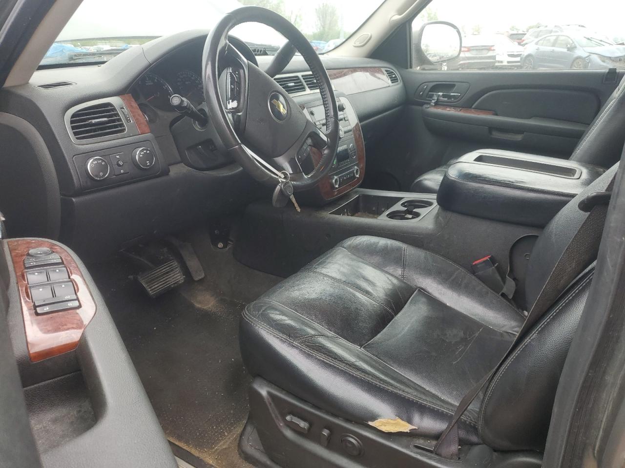 2007 CHEVROLET SUBURBAN K1500 photo 13