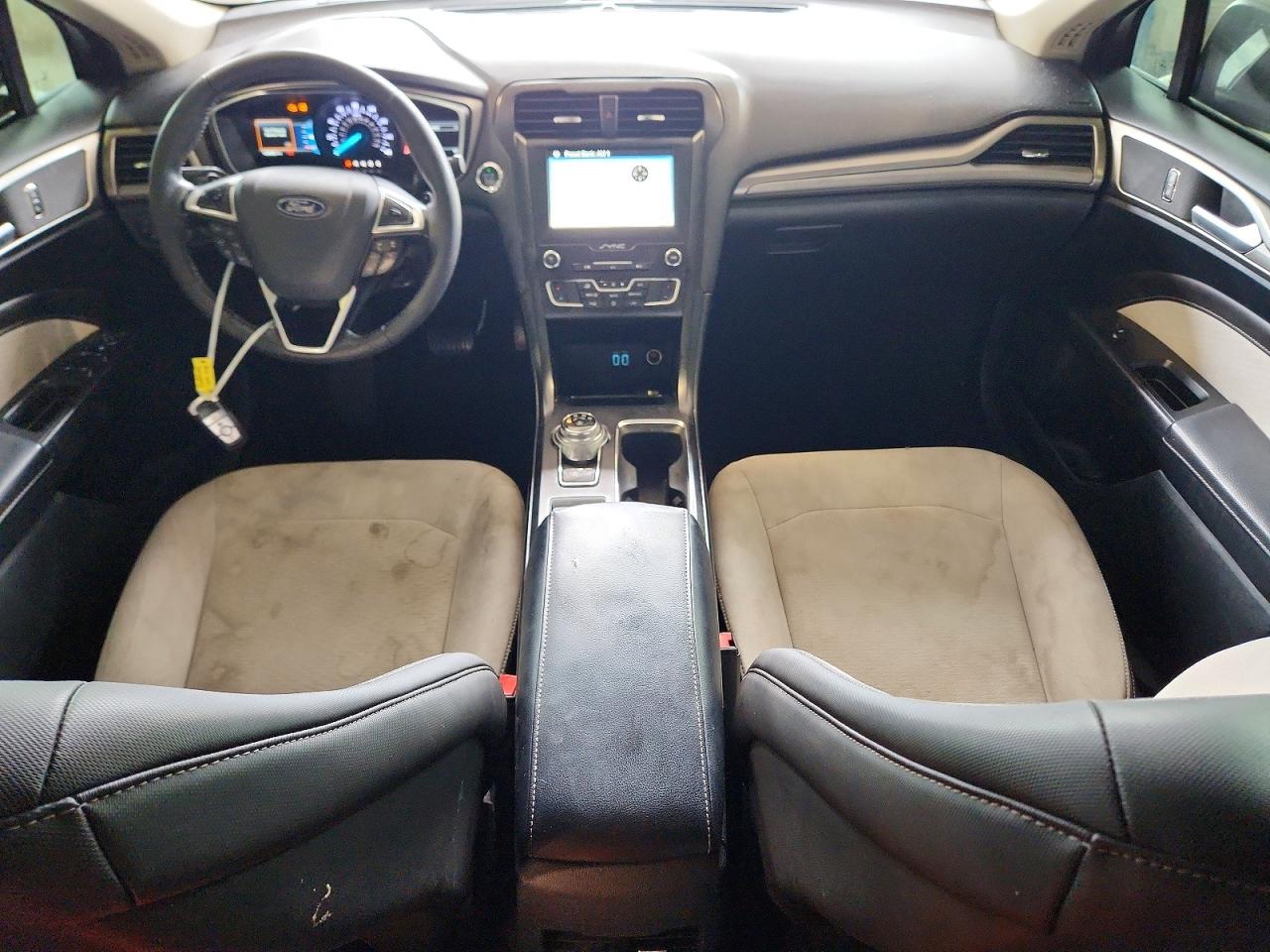 2019 FORD FUSION SE photo 15