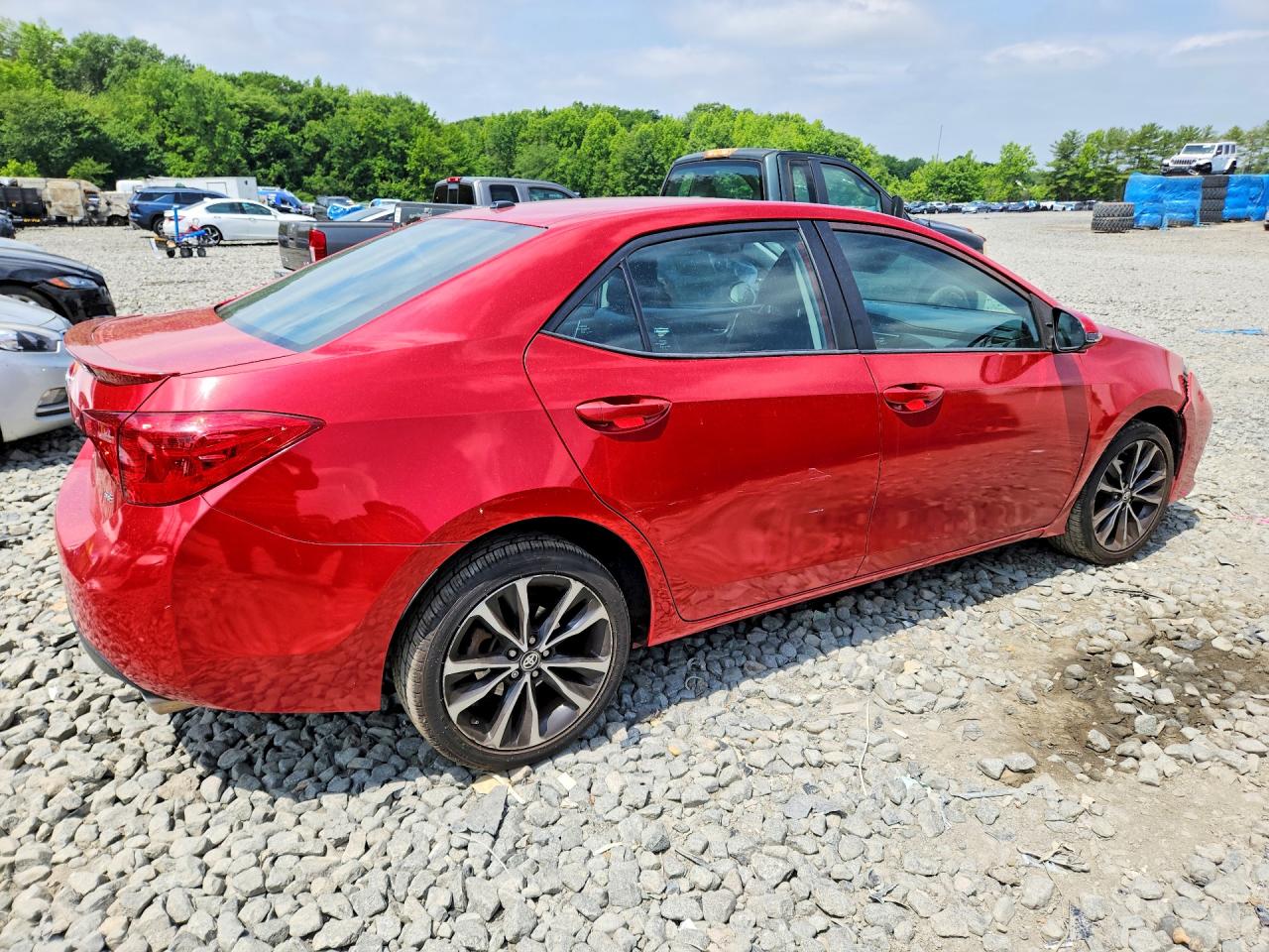 2018 TOYOTA COROLLA SE photo 3