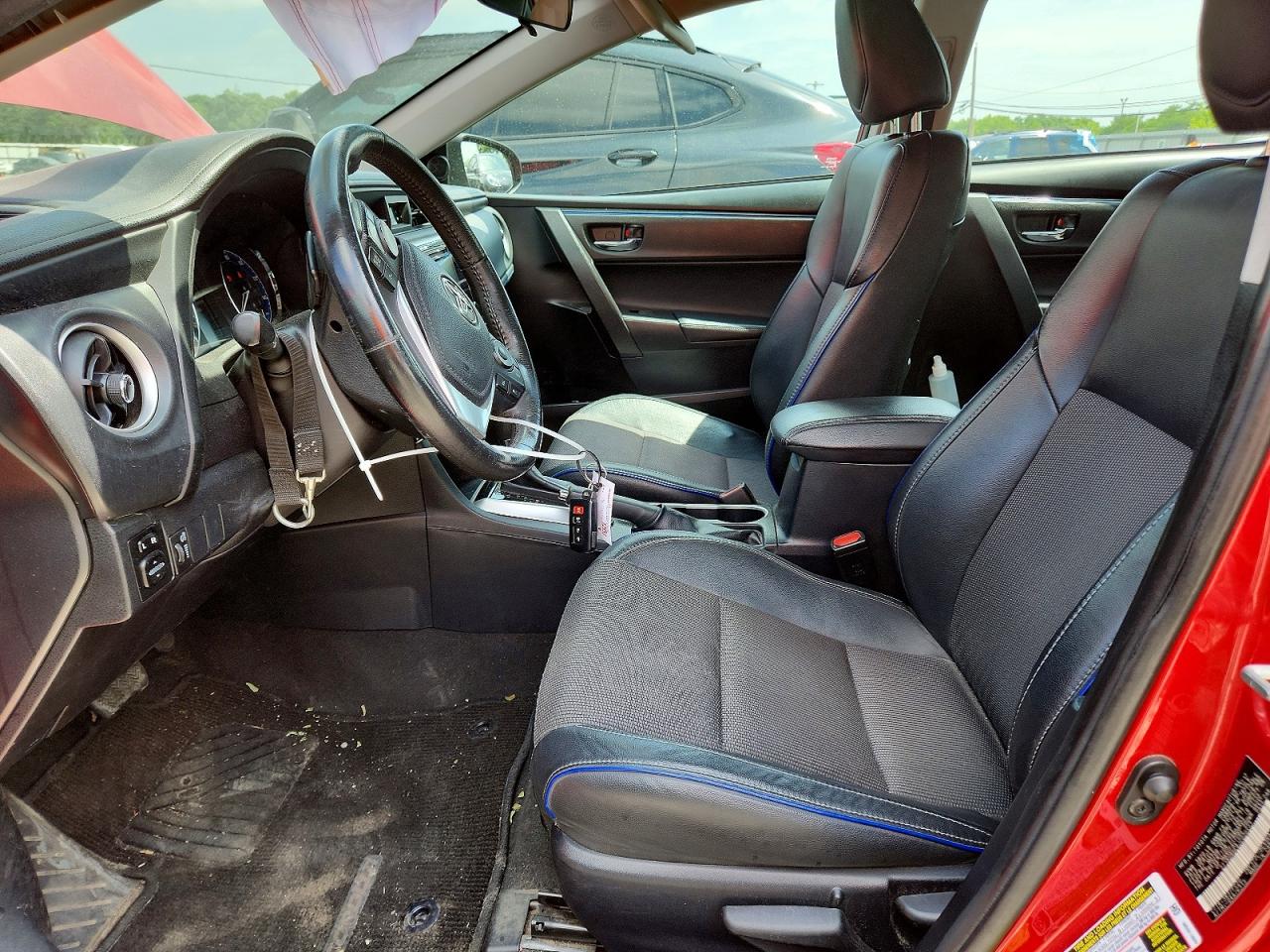 2018 TOYOTA COROLLA SE photo 7