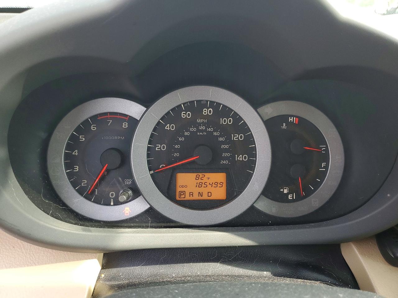 2011 TOYOTA RAV4 BASE photo 9