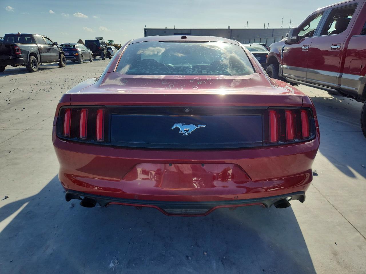 2016 FORD MUSTANG photo 11