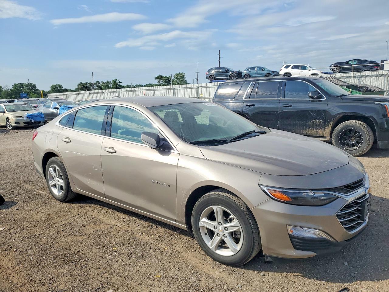 2023 CHEVROLET MALIBU LS photo 7