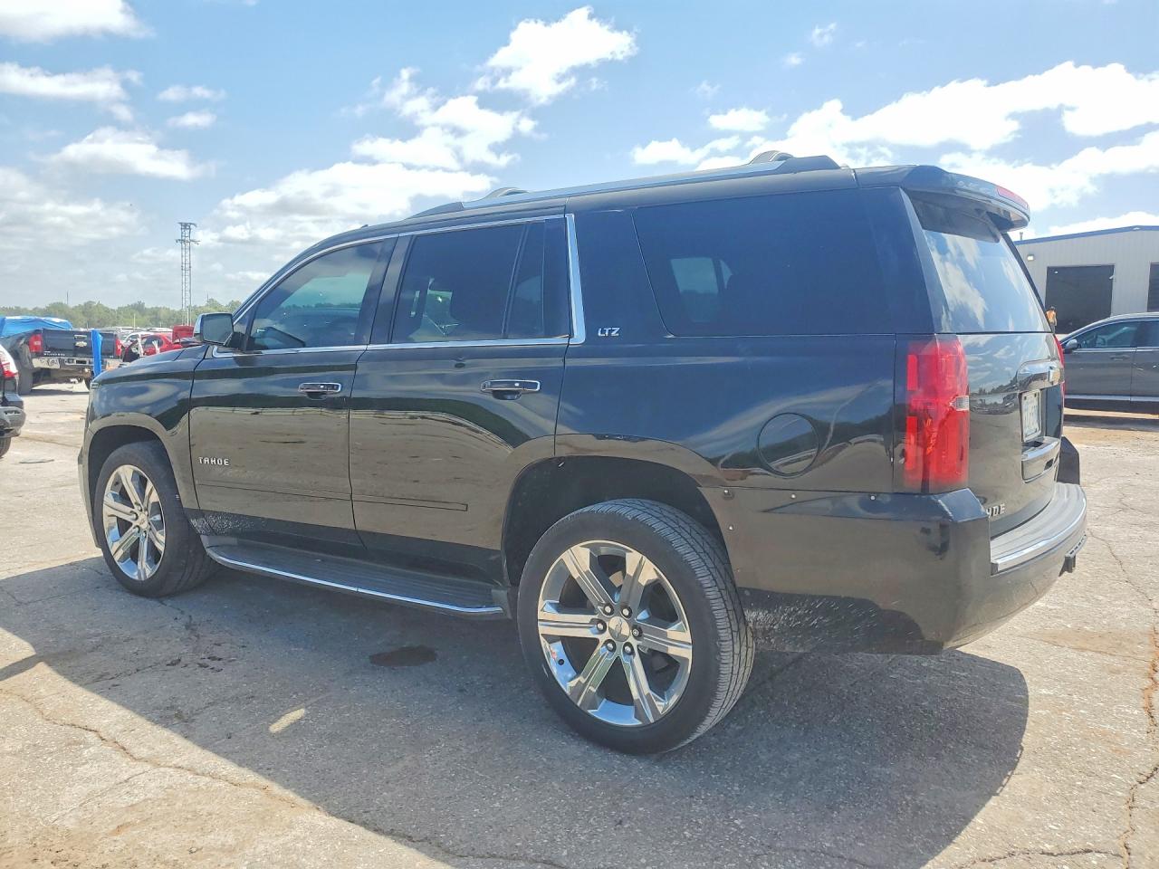 2016 CHEVROLET TAHOE K1500 LTZ photo 3