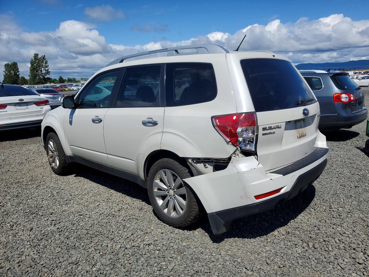 2011 SUBARU FORESTER TOURING photo 4