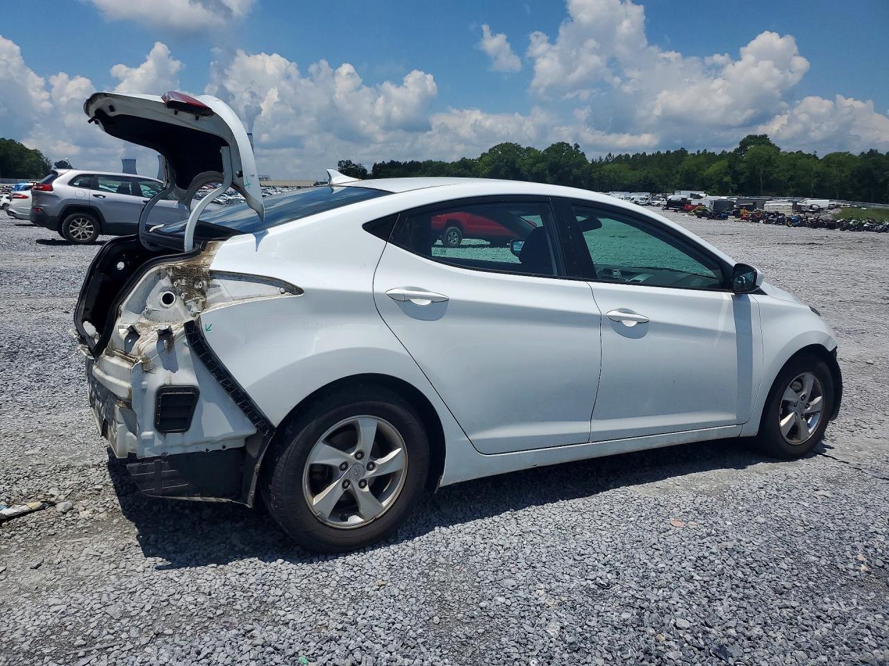 2015 HYUNDAI ELANTRA SE photo 5