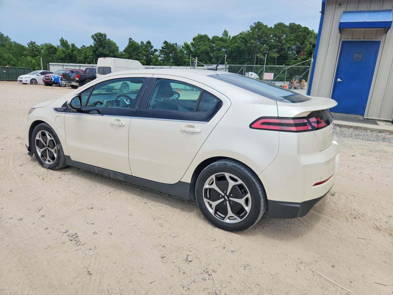 2014 CHEVROLET VOLT photo 3