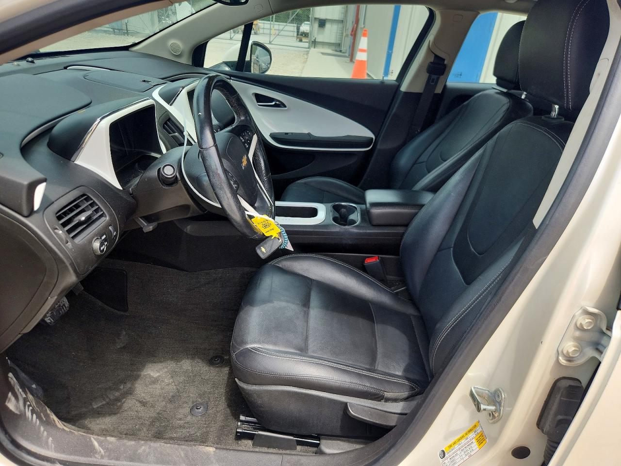 2014 CHEVROLET VOLT photo 13