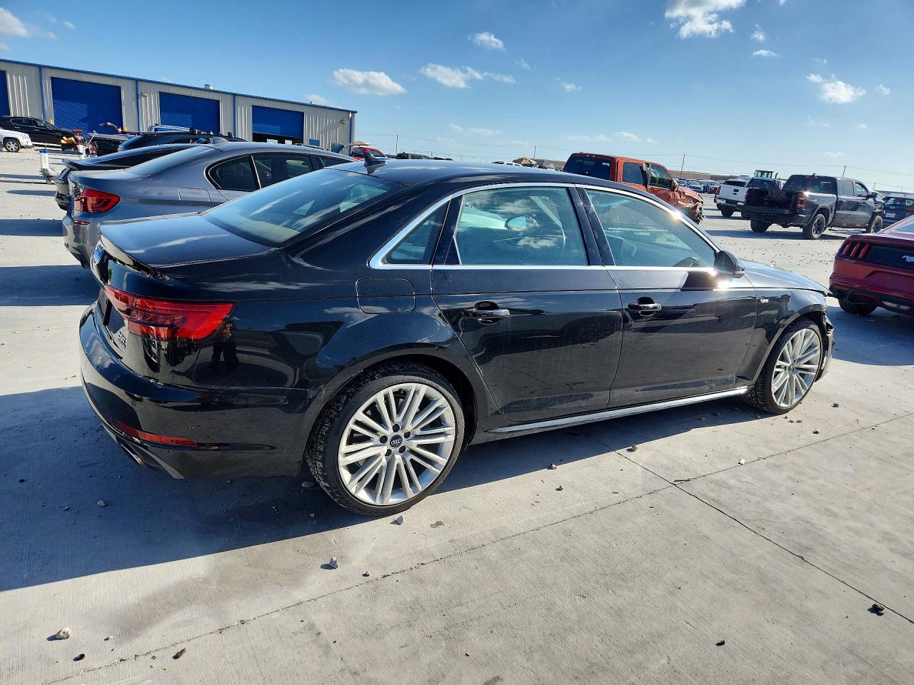 2017 AUDI A4 PRESTIGE photo 5