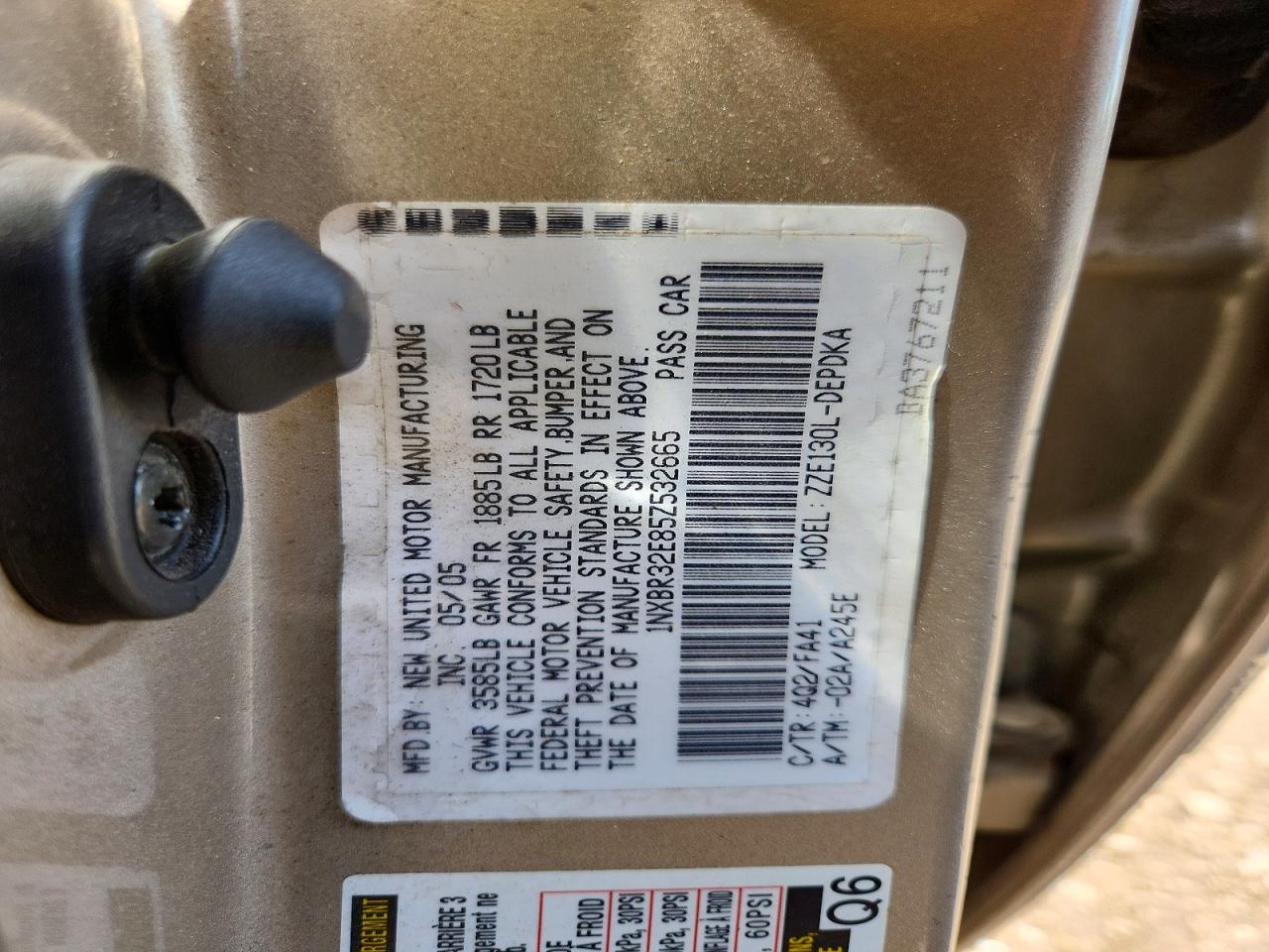2005 TOYOTA COROLLA CE photo 23