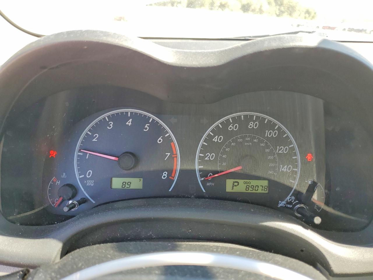 2013 TOYOTA COROLLA LE photo 17