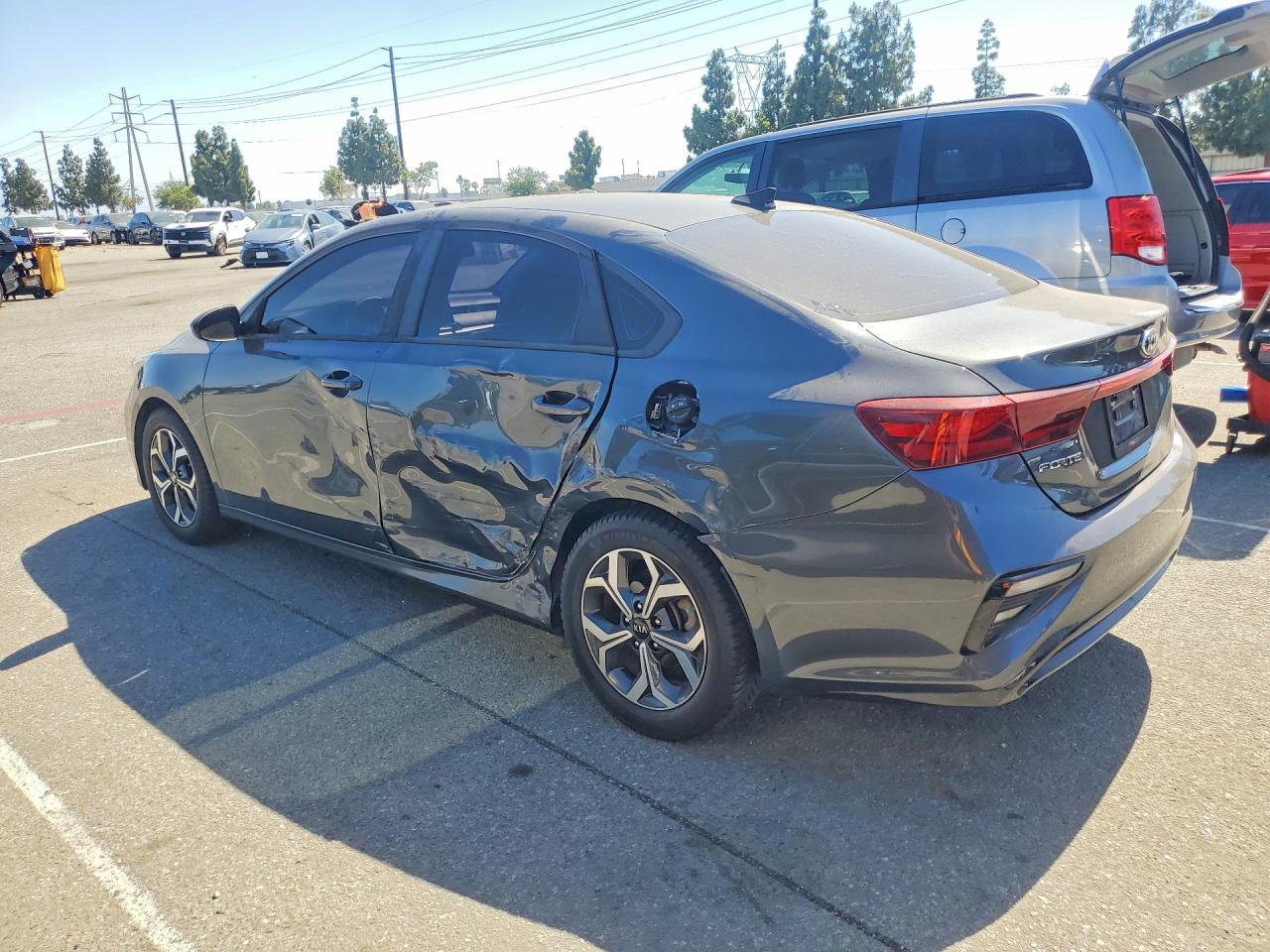 2019 KIA FORTE LXS photo 4