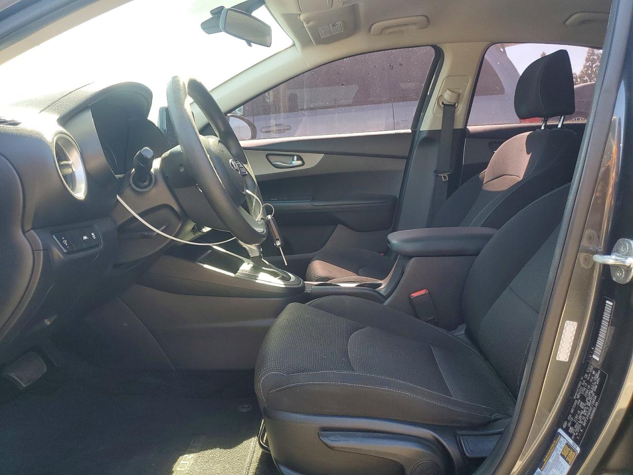 2019 KIA FORTE LXS photo 19