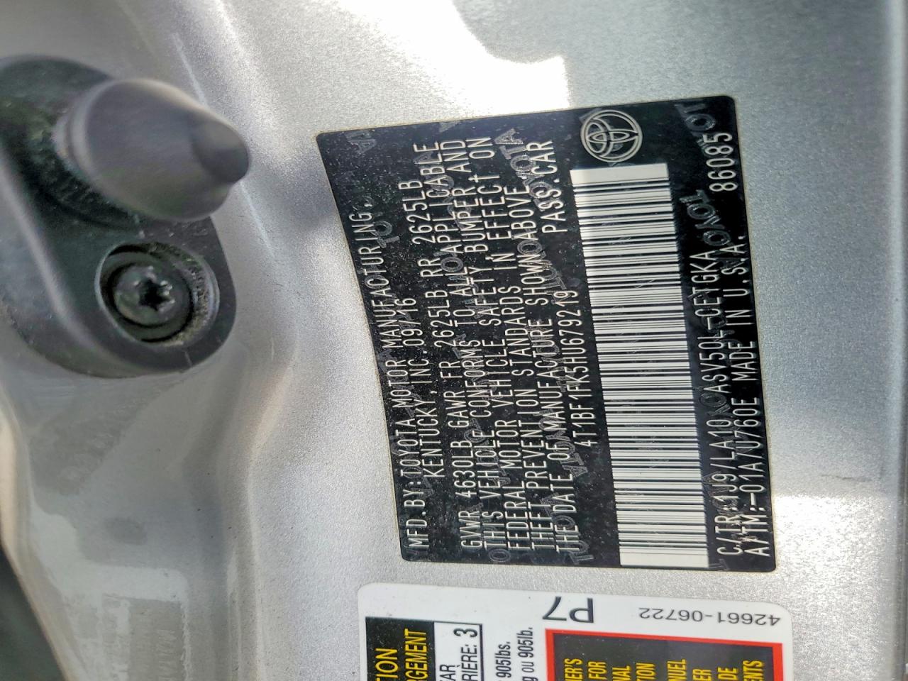 2017 TOYOTA CAMRY XLE photo 34